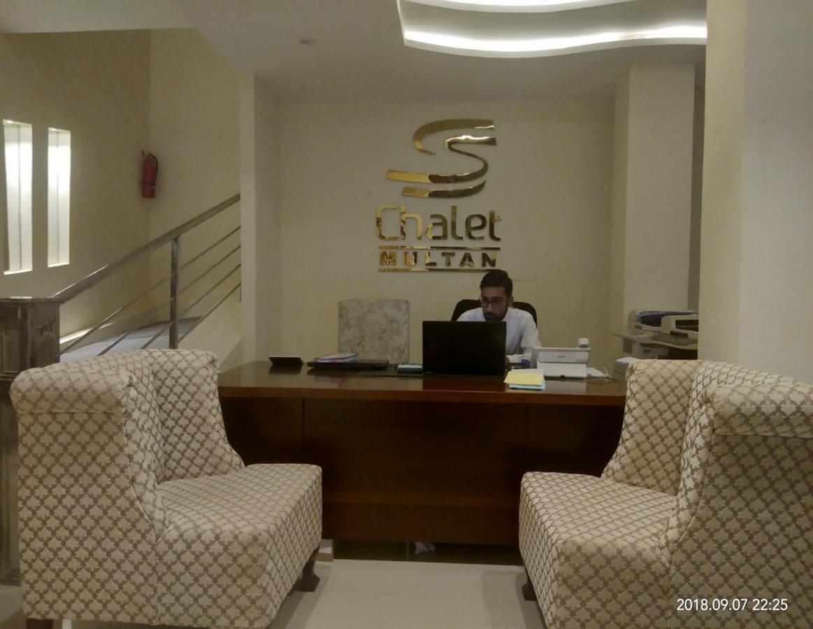 S Chalet Multan Exteriér fotografie